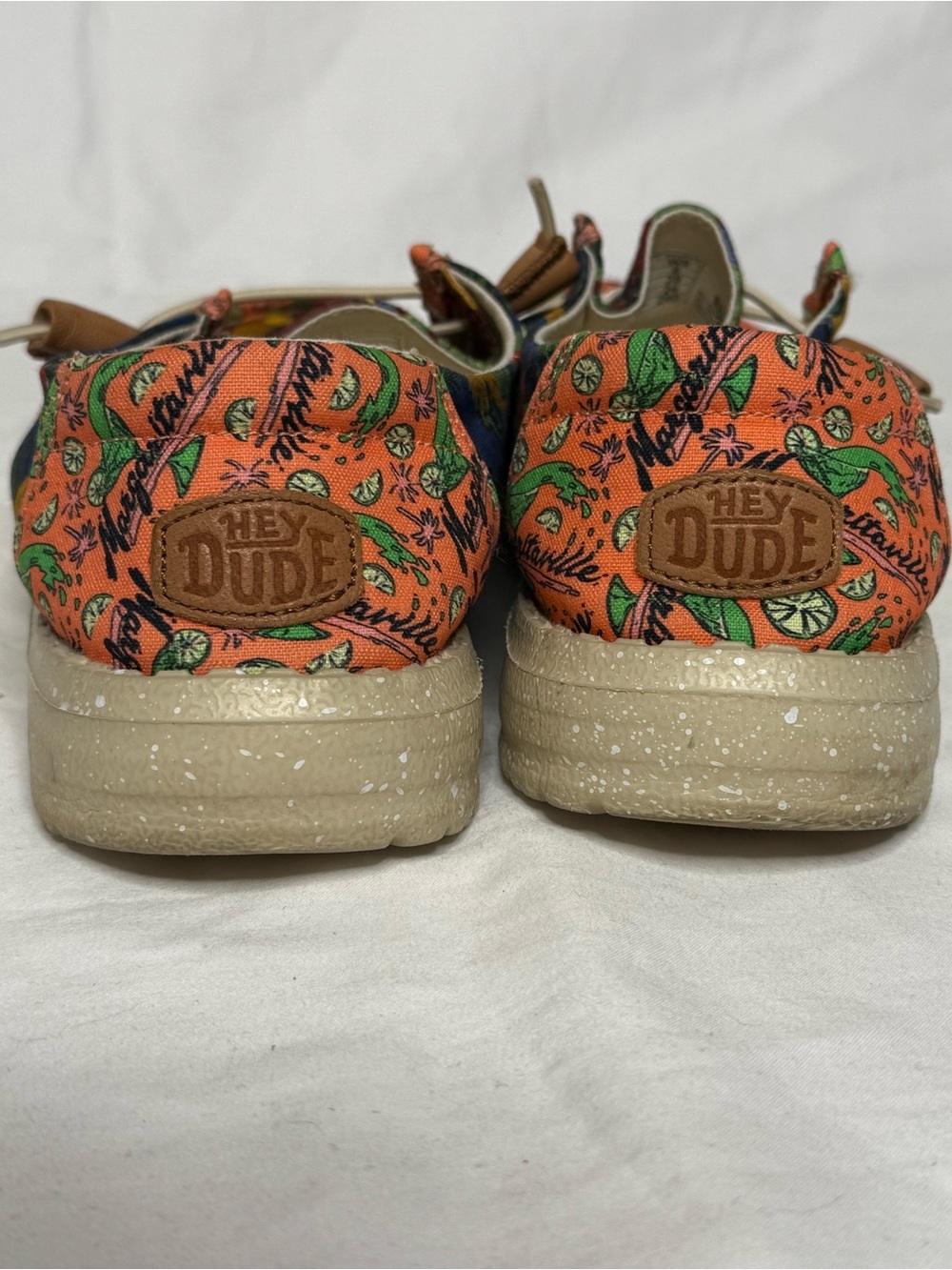 Hey Dude Wendy Margaritaville Women’s 8 Tropical Parrot Shoes Multi - Picture 2 of 7